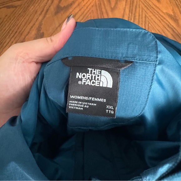 The North Face Women’s Daybreak Mid Rain Parka Midnight Petrol NWT - Picture 10 of 11